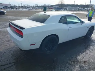 2014 Dodge Challenger SRT-8 Core