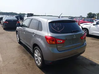 2015 Mitsubishi Outlander ES