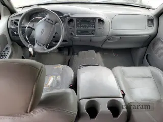 2002 Ford F-150 XLT