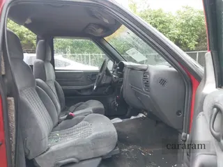 2000 Chevrolet S-10