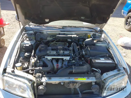 2001 Volvo S40
