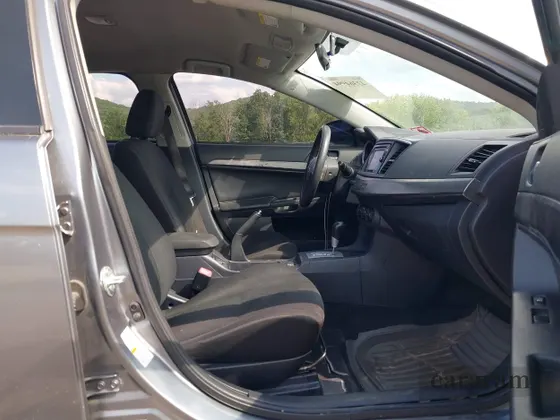 2015 Mitsubishi Lancer SE