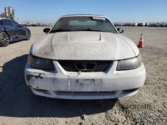 2004 Ford Mustang Deluxe