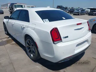 2015 Chrysler 300 S