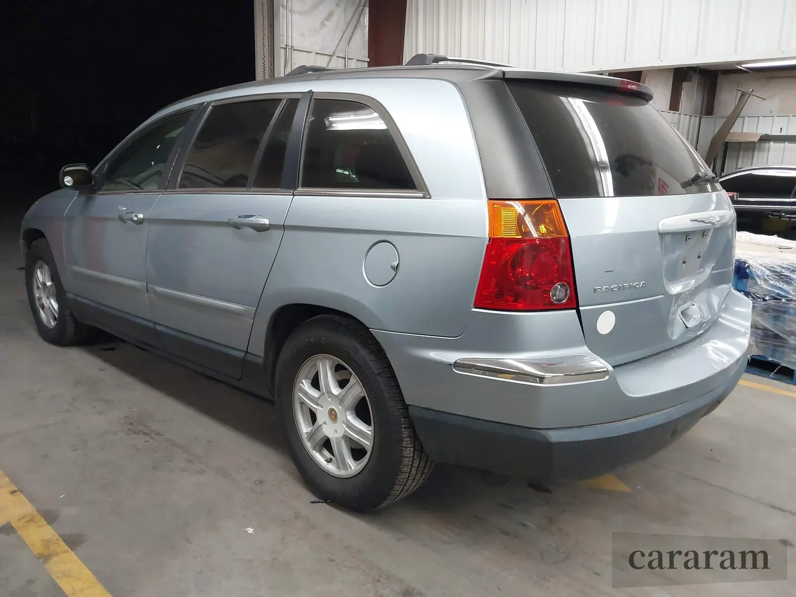 2004 Chrysler Pacifica