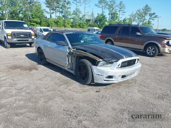 2014 Ford Mustang V6