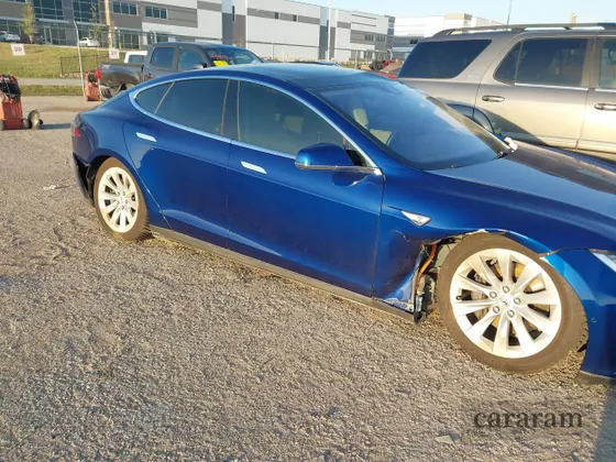 2015 Tesla Model S 85