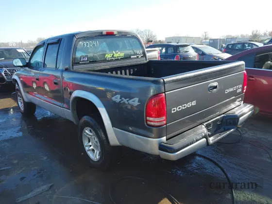 2004 Dodge Dakota SLT