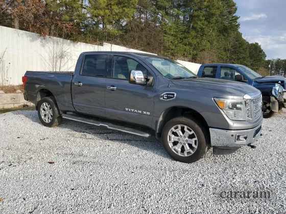 2016 Nissan Titan SL