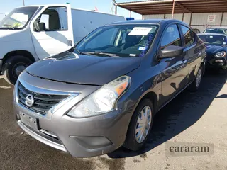 2018 Nissan Versa SV