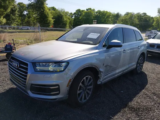 2017 Audi Q7 Premium Plus