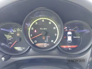 2016 Porsche Macan Turbo