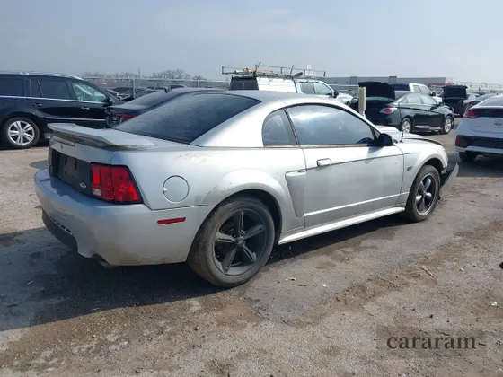2003 Ford Mustang GT Deluxe