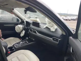 2022 Mazda CX-5 S Preferred
