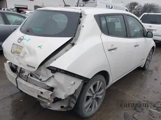2015 Nissan LEAF SV