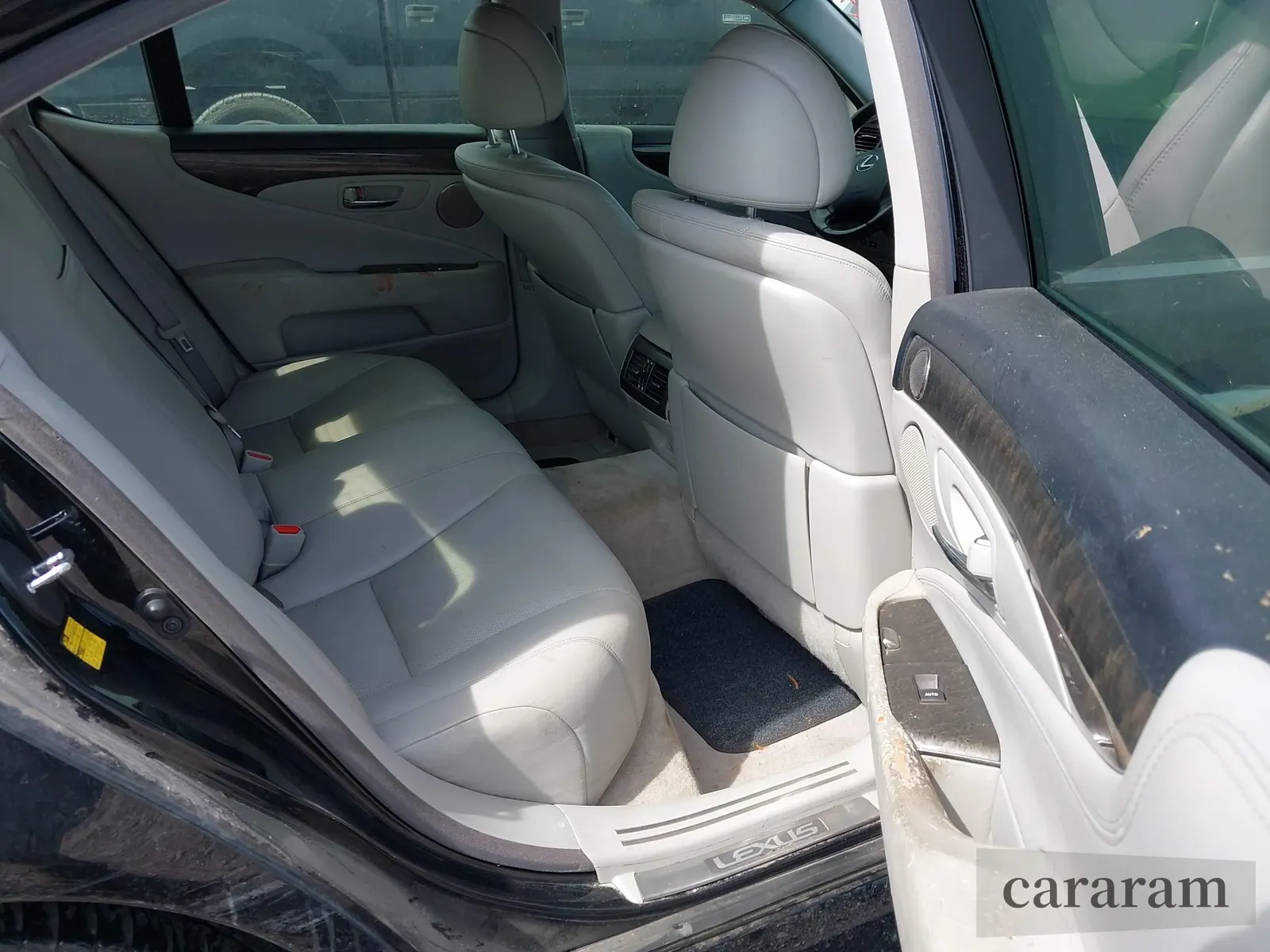 2007 Lexus LS 460