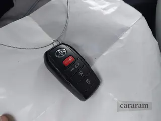 2024 Toyota Highlander Hybrid XLE