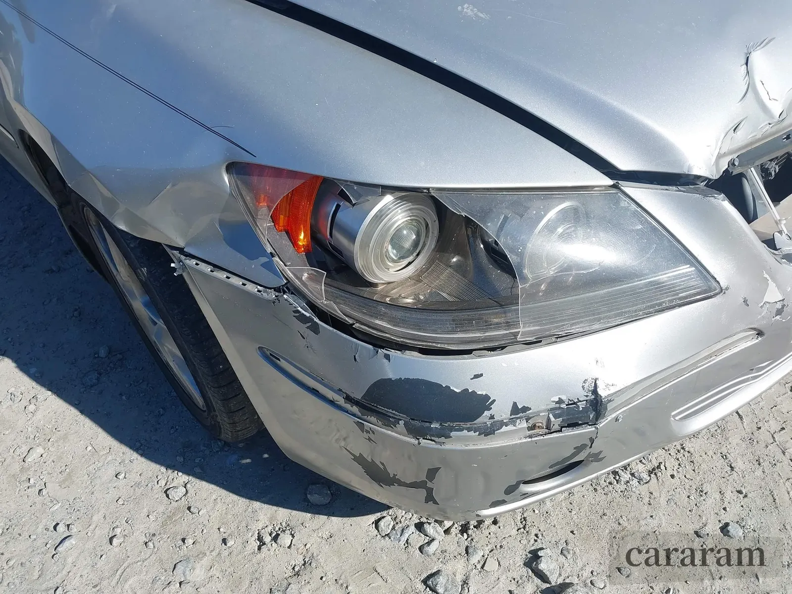 2005 Acura RL