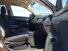 2017 Mitsubishi Outlander ES