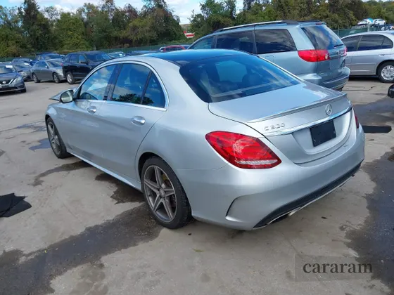2016 Mercedes-Benz C 300 Luxury