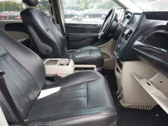 2012 Chrysler Town & Country Touring