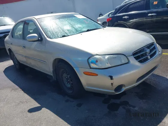 2001 Nissan Maxima SE