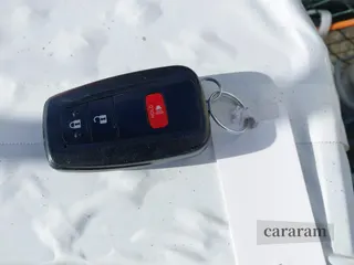 2018 Toyota Prius Four