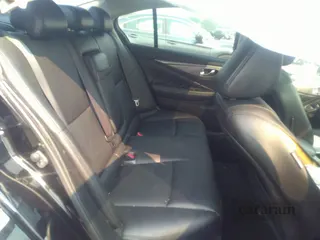 2015 Infiniti Q50