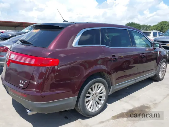 2011 Lincoln MKT