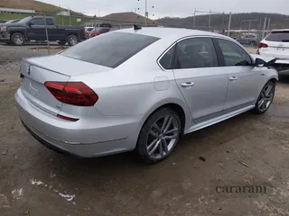 2017 Volkswagen Passat R-Line