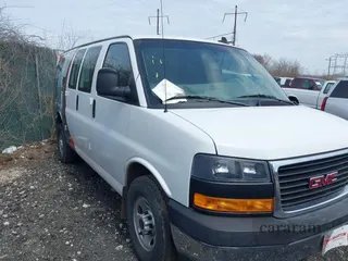 2019 GMC Savana Cargo