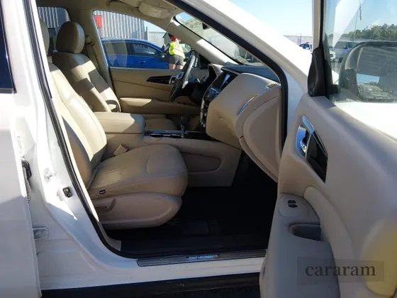 2018 Nissan Pathfinder SL