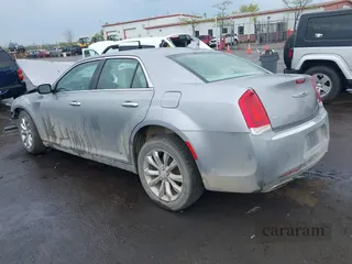 2016 Chrysler 300 C