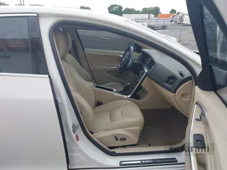 2015 Volvo S60 T5 Drive-E Premier