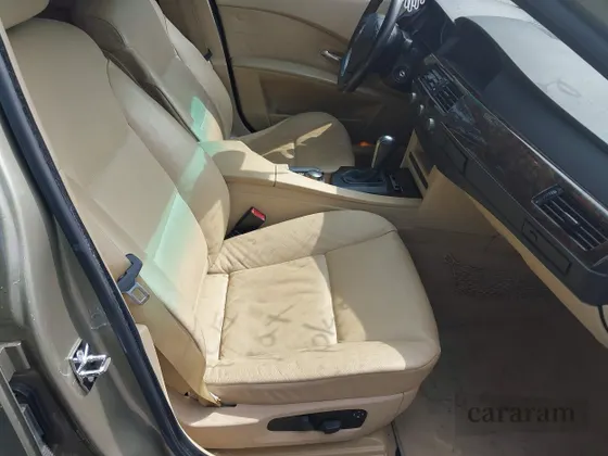 2004 BMW 5 Series 525i