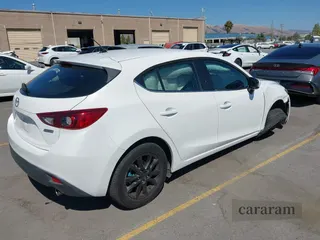 2016 Mazda 3 i Sport