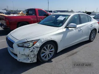 2015 Infiniti Q50