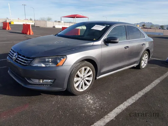 2013 Volkswagen Passat SEL