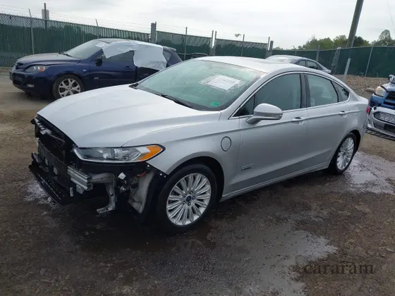 2016 Ford Fusion SE Luxury
