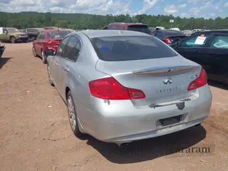 2010 Infiniti G37 Journey