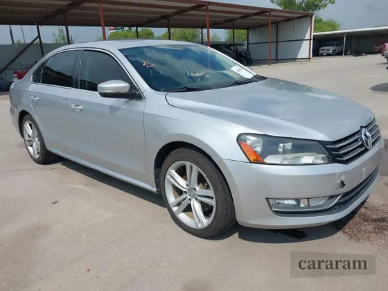 2015 Volkswagen Passat SEL Premium