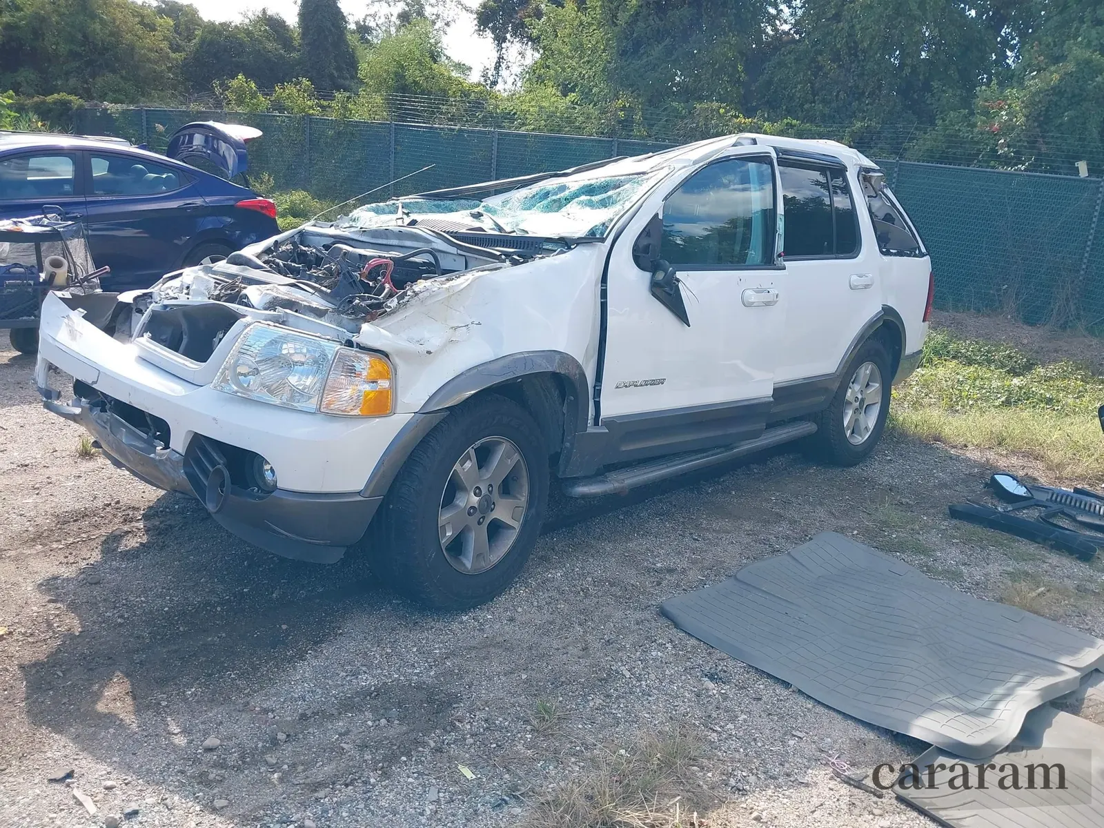 2004 Ford Explorer XLT