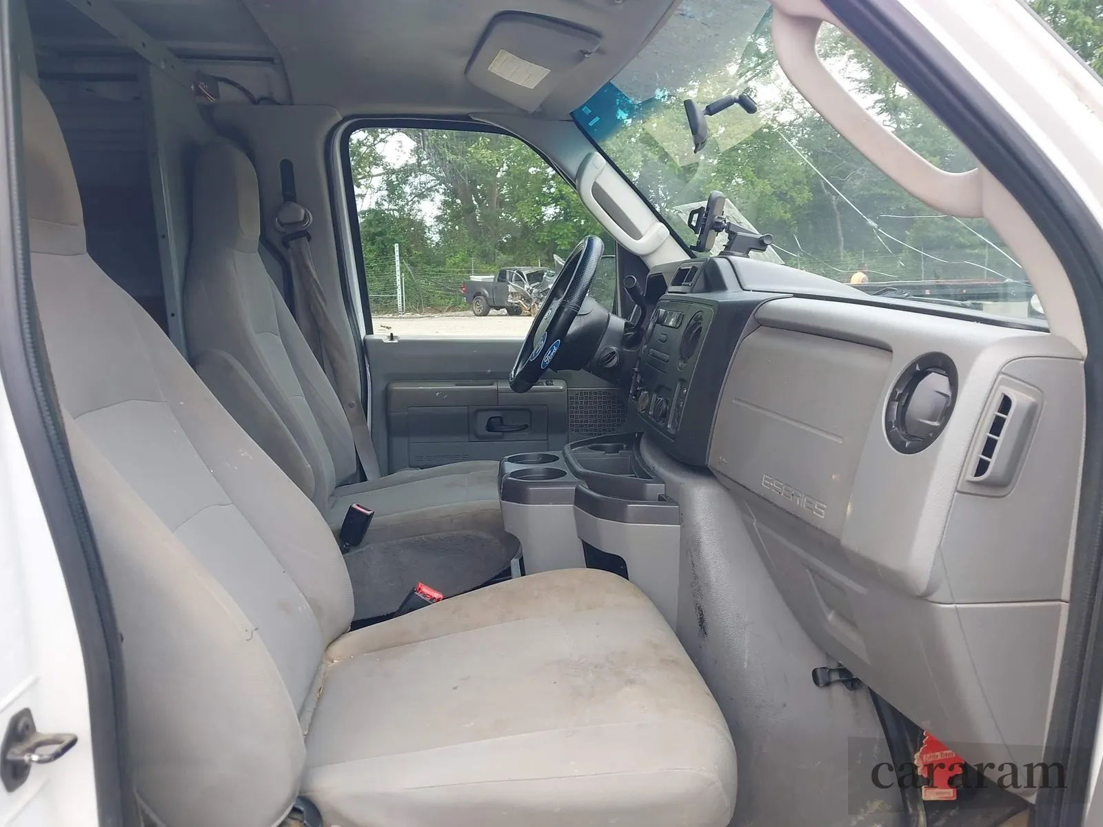 2014 Ford Econoline Cargo Commercial