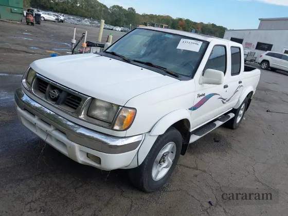 2000 Nissan Frontier XE