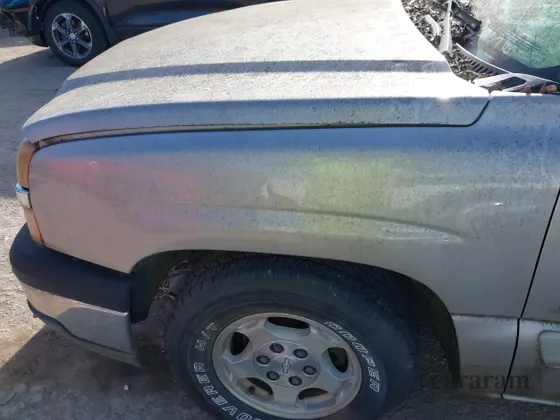 2004 Chevrolet Silverado 1500 LS