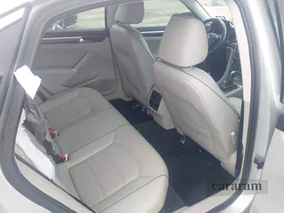 2017 Volkswagen Passat SE