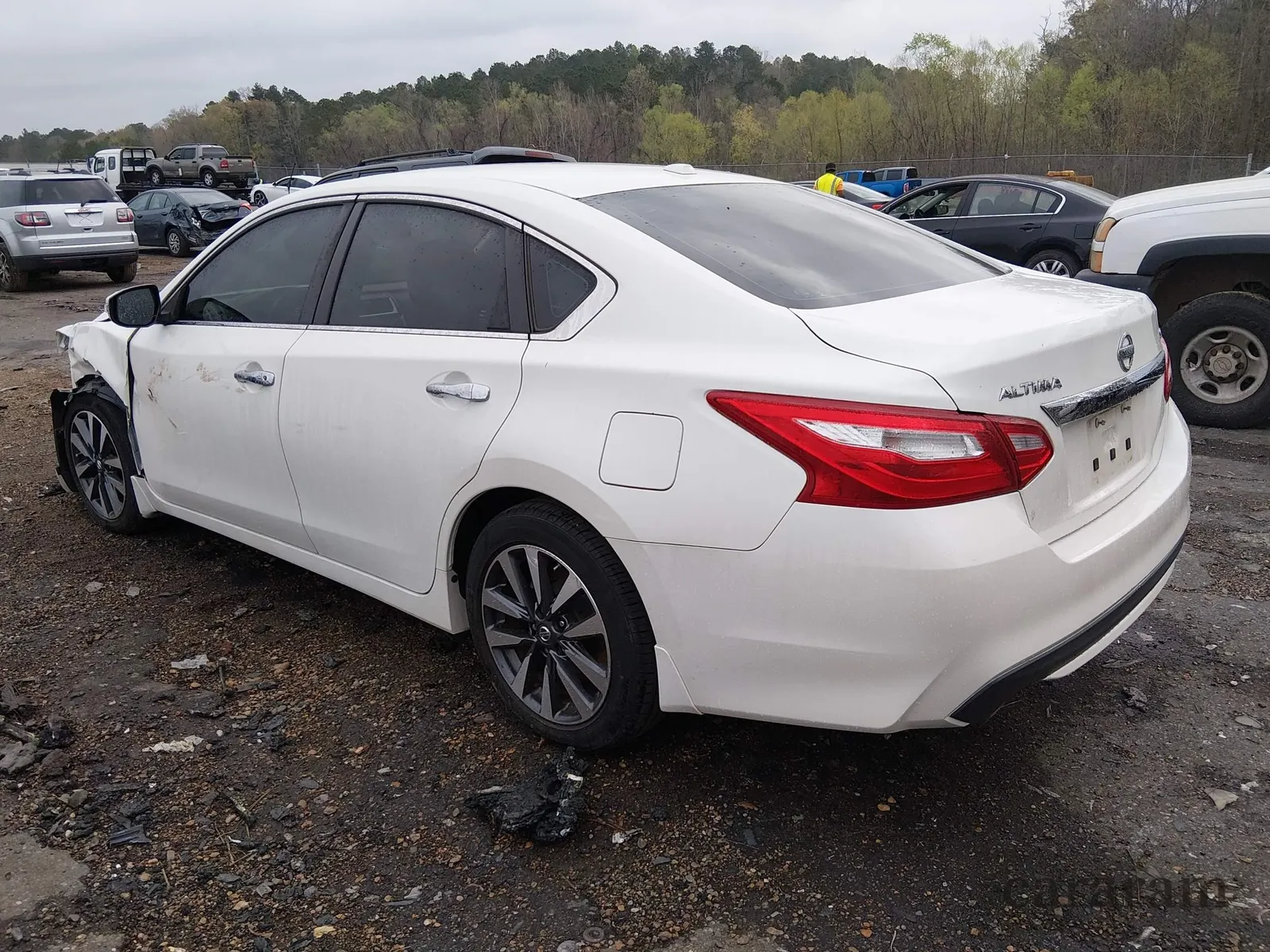 2017 Nissan Altima SV