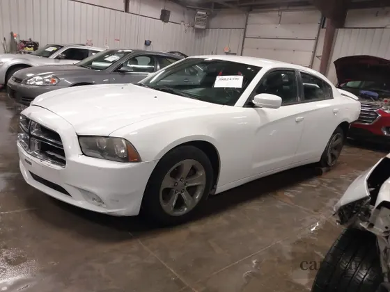 2013 Dodge Charger SE