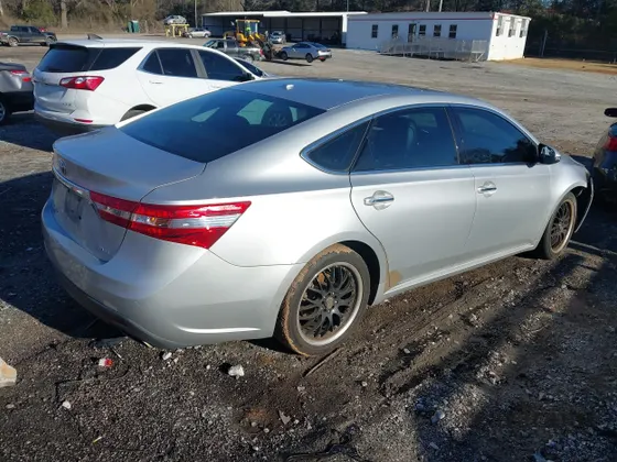 2013 Toyota Avalon XLE Premium