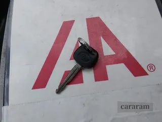 2005 Toyota Corolla LE